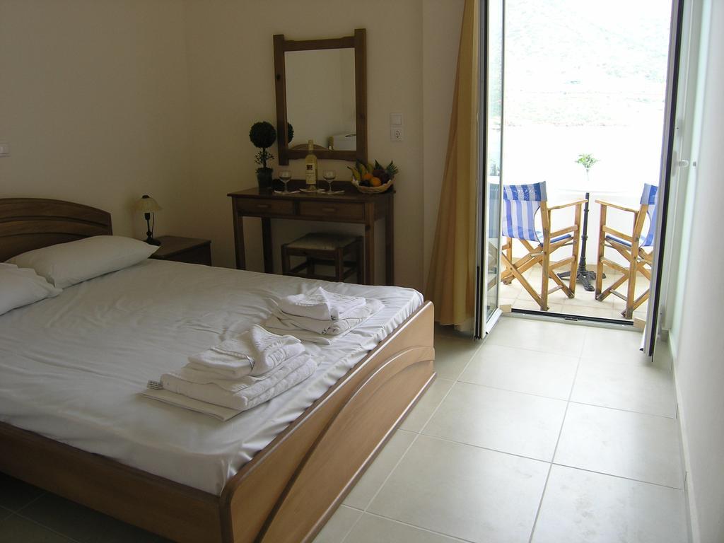 Psaropoula Hotel Bali  Room photo